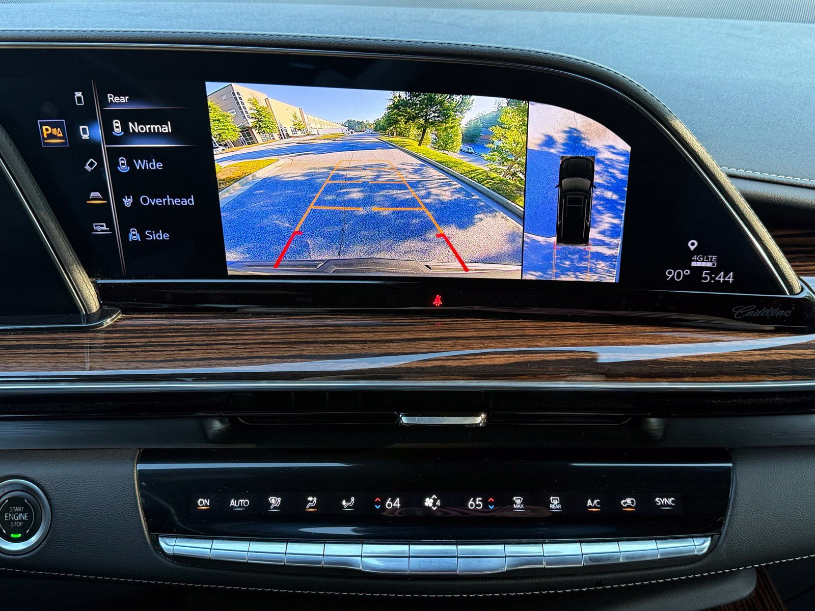 Used 2022 Cadillac Escalade Premium Luxury AWD/4WD image 31