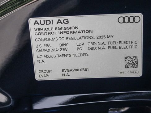 New 2025 Audi A6 e-tron Premium image 30