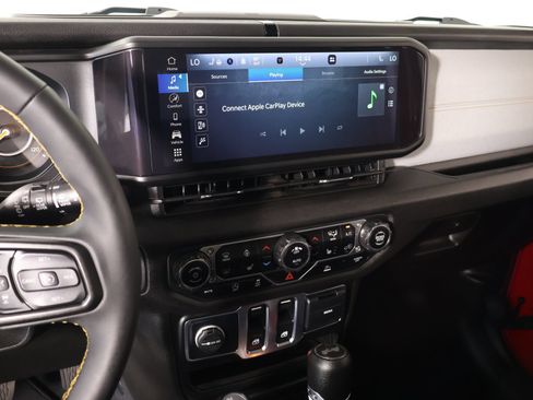 Used 2024 Jeep Wrangler Sport AWD/4WD image 5