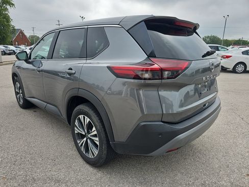 Used 2023 Nissan Rogue SV FWD image 5
