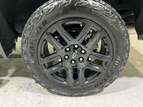 Certified 2022 Chevrolet Silverado 1500 LT Trail Boss w/ LT Trail Boss Premium Package image 13