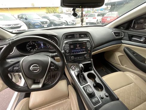 Used 2020 Nissan Maxima Platinum w/ Sport Mat Group FWD image 10