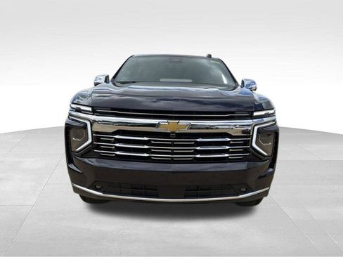New 2026 Chevrolet Suburban Premier w/ Sun And Tow Package AWD/4WD image 32