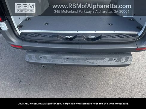 New 2025 Mercedes-Benz Sprinter 2500 image 29