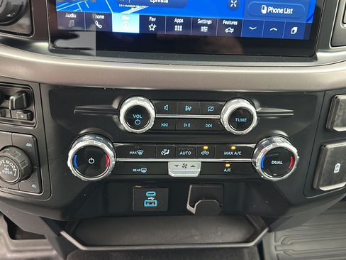 Used 2024 Ford F150 XLT w/ Tow/Haul Package AWD/4WD image 18
