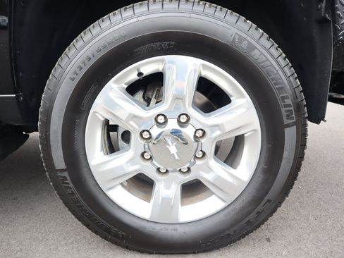 Used 2018 Chevrolet Silverado 2500 LTZ w/ Duramax Plus Package image 19
