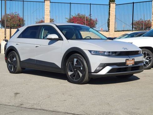 New 2026 Hyundai Ioniq 5 SE image 28