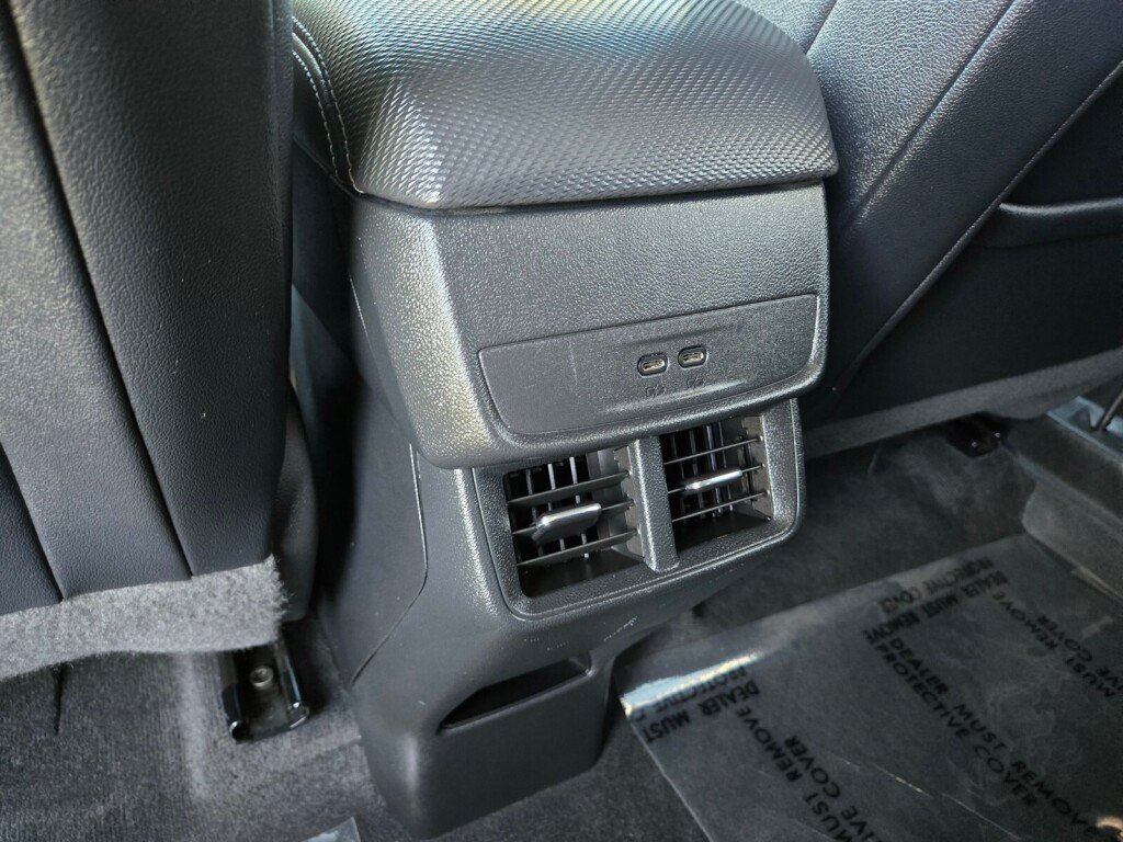 Used 2025 Chevrolet Equinox LT w/ Convenience Package II FWD image 13