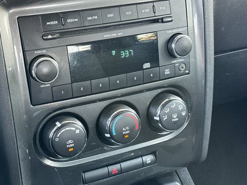 Used 2010 Dodge Challenger R/T RWD image 19