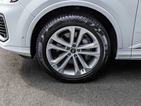 Used 2025 Audi Q7 3.0T Premium Plus AWD/4WD image 13