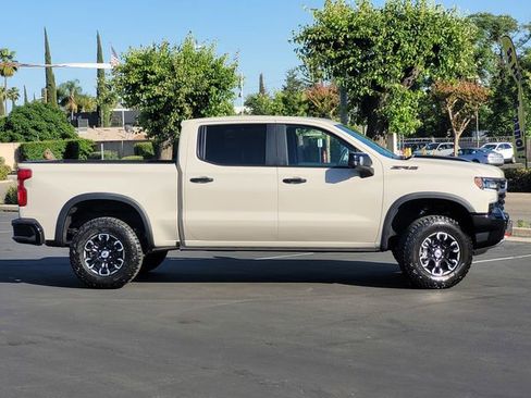 New 2026 Chevrolet Silverado 1500 ZR2 AWD/4WD image 3