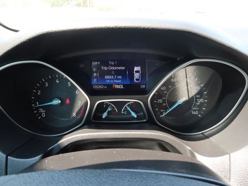 Used 2017 Ford Focus SE FWD image 12