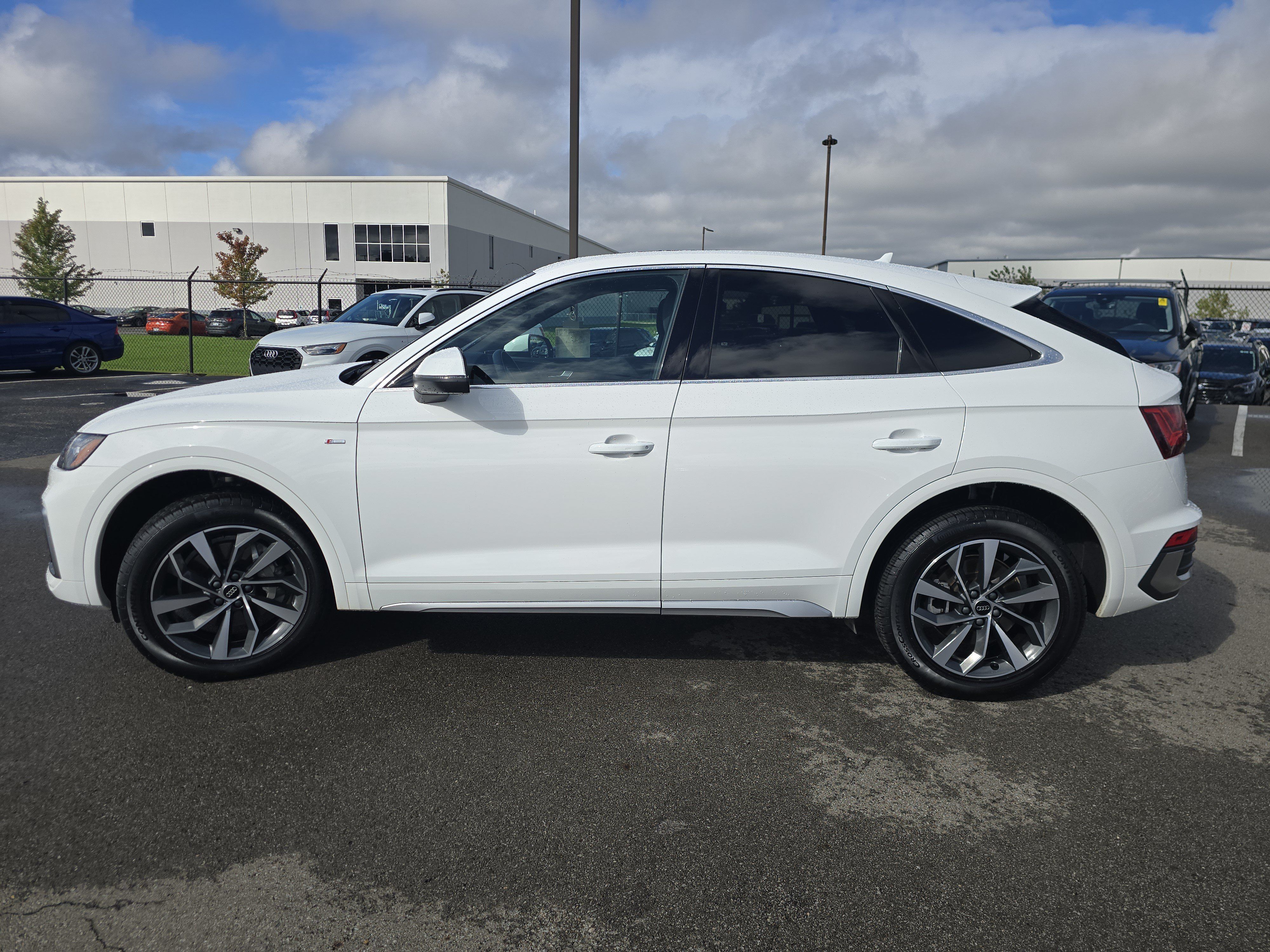 Certified 2022 Audi Q5 2.0T Premium Plus w/ Premium Plus Package AWD/4WD image 4