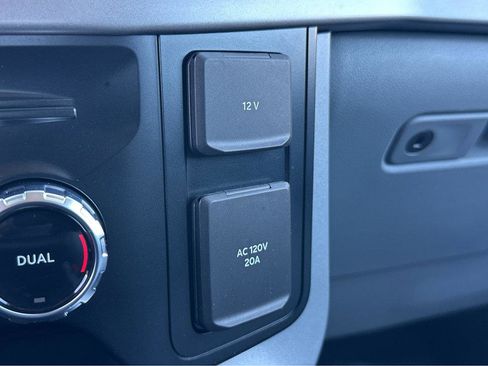 Used 2024 Ford F150 Lightning Pro image 27