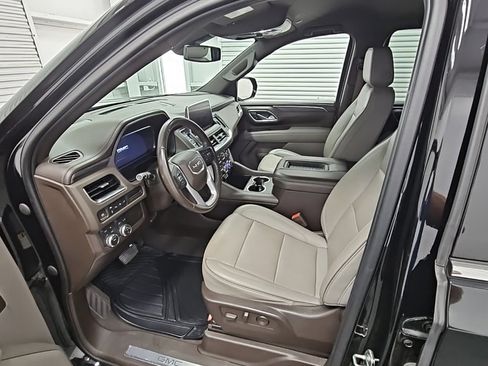 Used 2022 GMC Yukon XL SLT image 10