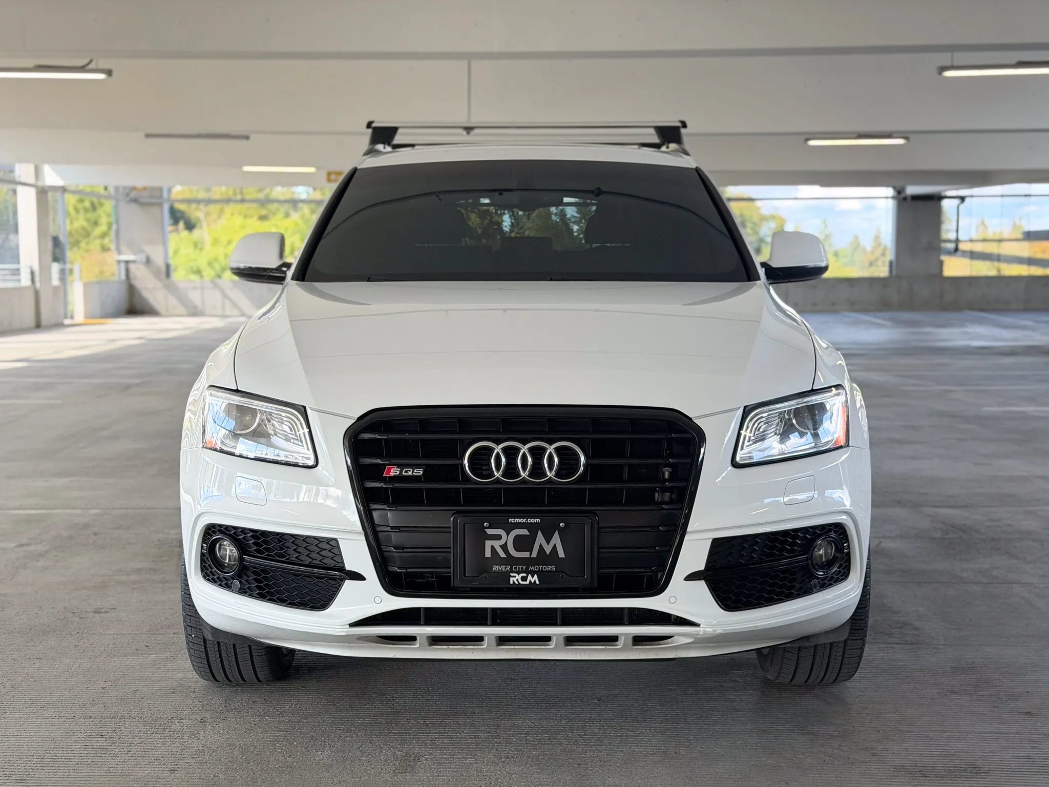 Used 2016 Audi SQ5 Prestige w/ Prestige Package AWD/4WD image 2