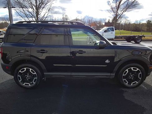 Used 2022 Ford Bronco Sport Outer Banks w/ Tech Package image 9