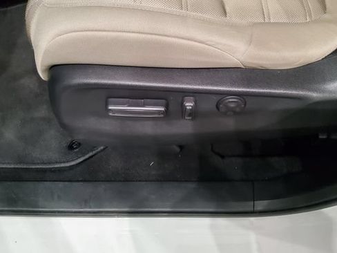 Used 2018 Honda CR-V EX image 33
