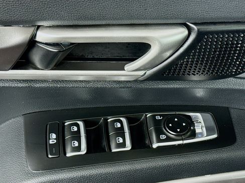 Used 2025 Kia Telluride S AWD/4WD image 23