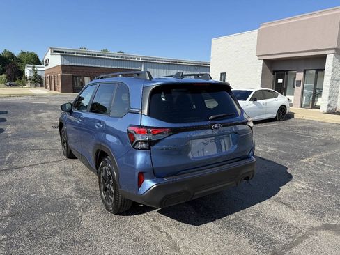 Used 2025 Subaru Forester Premium w/ Convenience Package #1 AWD/4WD image 8
