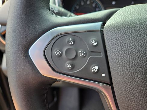 Used 2022 Chevrolet Traverse RS image 22