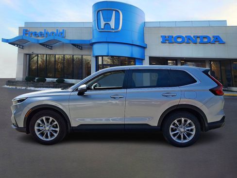 Used 2023 Honda CR-V EX image 4