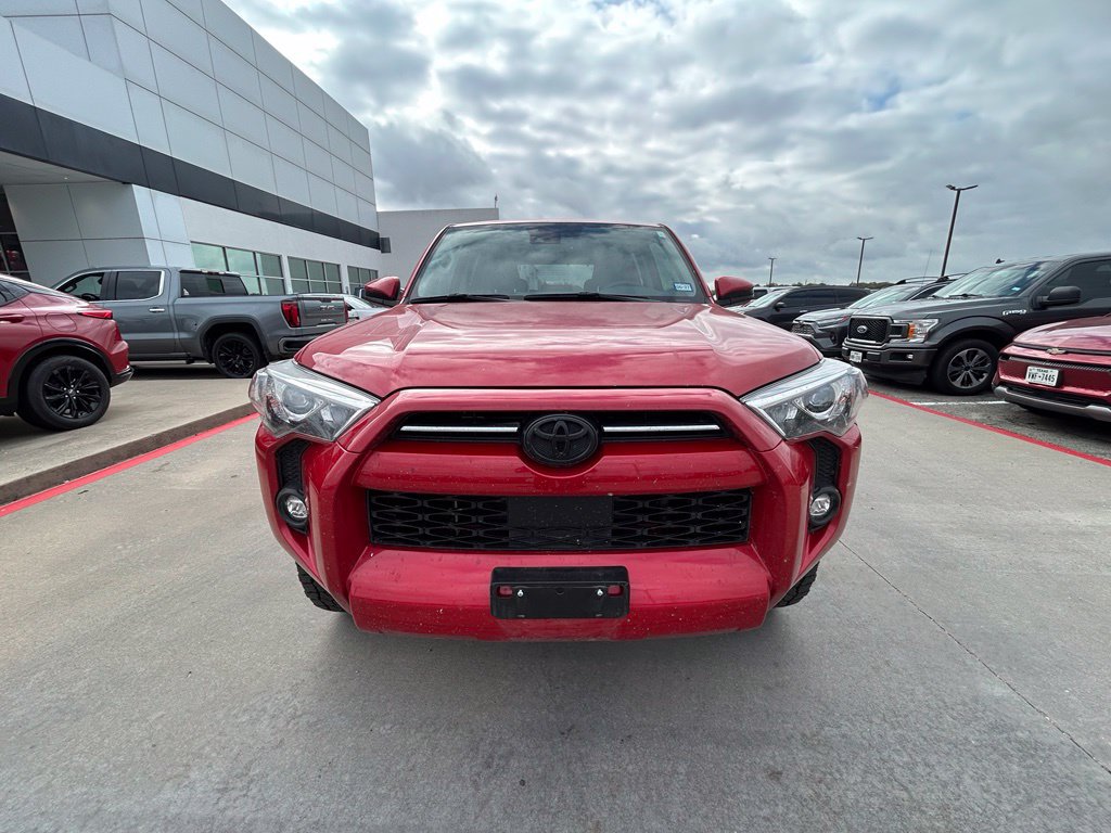 Used 2024 Toyota 4Runner SR5 AWD/4WD image 5
