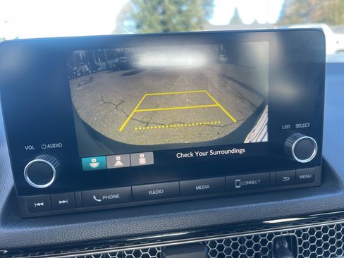 Used 2023 Honda Civic Sport image 11