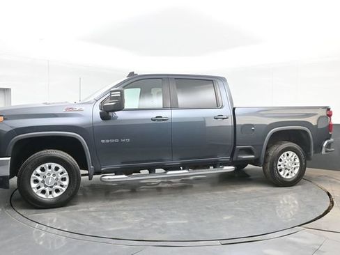 Used 2020 Chevrolet Silverado 2500 LT w/ All Star Edition AWD/4WD image 11