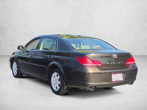 Used 2009 Toyota Avalon XL FWD image 7
