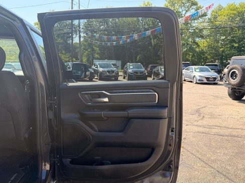Used 2019 RAM 1500 Big Horn AWD/4WD image 20