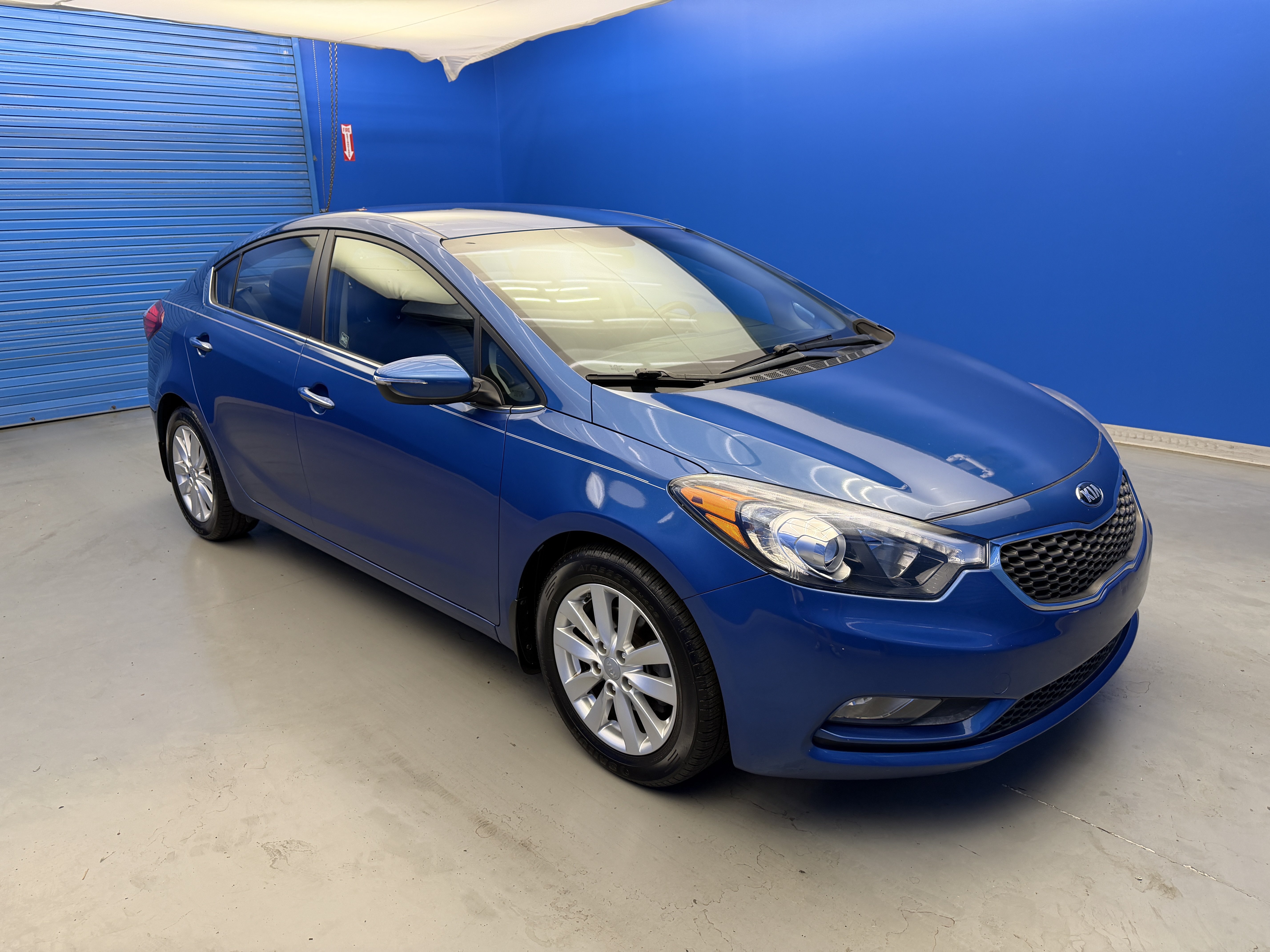 Used 2015 Kia Forte EX FWD image 2