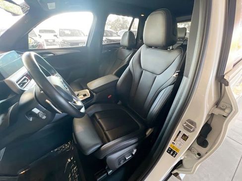 Used 2022 BMW X3 xDrive30i w/ Convenience Package image 10