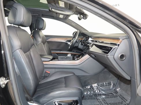 Used 2020 Audi A8 L 4.0T w/ Sport Plus Package image 13