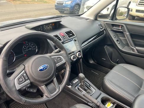 Used 2018 Subaru Forester 2.5i Touring w/ Popular Package #2 image 10
