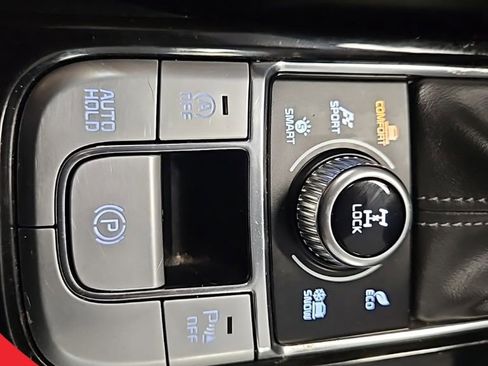 Used 2022 Kia Telluride S image 26