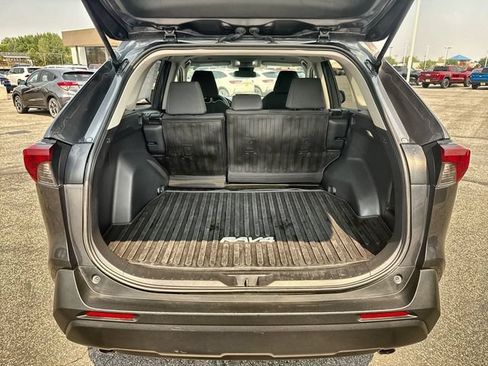 Used 2024 Toyota RAV4 LE AWD/4WD image 22