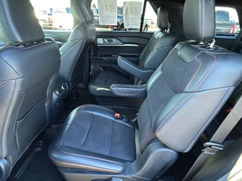 Certified 2025 Ford Explorer ST image 16