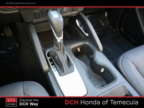 Used 2025 Nissan Frontier SV image 11