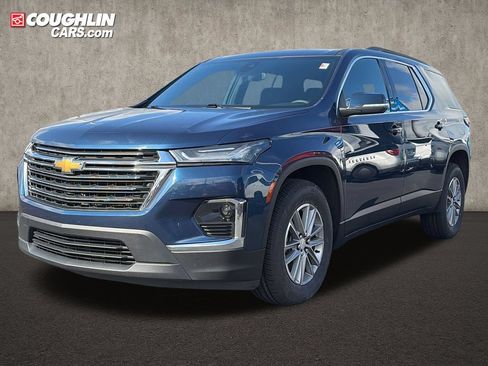 Used 2023 Chevrolet Traverse LT AWD/4WD image 3