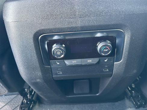 New 2026 Chevrolet Suburban LT w/ Comfort Package image 26