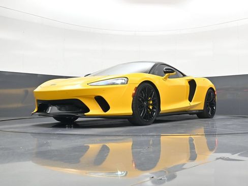 Used 2023 McLaren GT RWD image 21