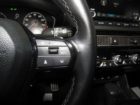 Certified 2025 Honda Civic Sport image 6