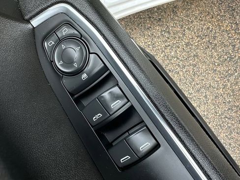 Used 2023 Chevrolet Silverado 1500 LT image 23