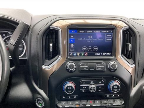 Used 2023 Chevrolet Silverado 2500 High Country w/ LPO, Hitch Package image 5