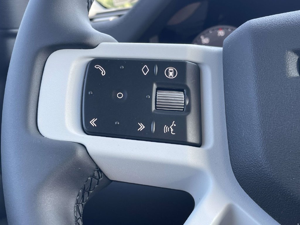 New 2026 Land Rover Defender 110 S AWD/4WD image 26