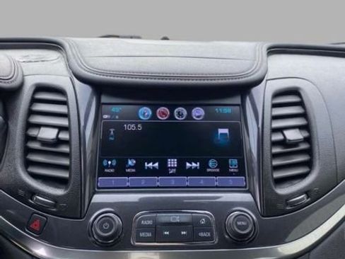 Used 2017 Chevrolet Impala LT w/ Convenience Package image 23
