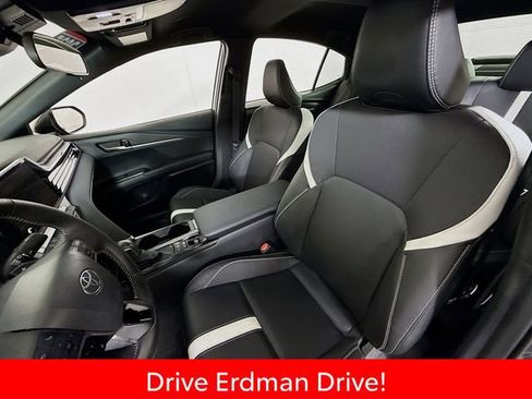 Certified 2025 Toyota Camry SE image 5