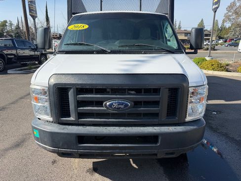 Used 2018 Ford E-450 and Econoline 450 Super Duty w/ Power Windows & Locks Group image 2