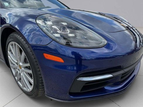 Used 2020 Porsche Panamera 4 image 25